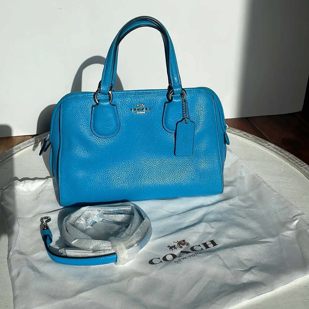 Coach very gently used. Beautiful condition! Silver hardware. - Picture 1 of 11